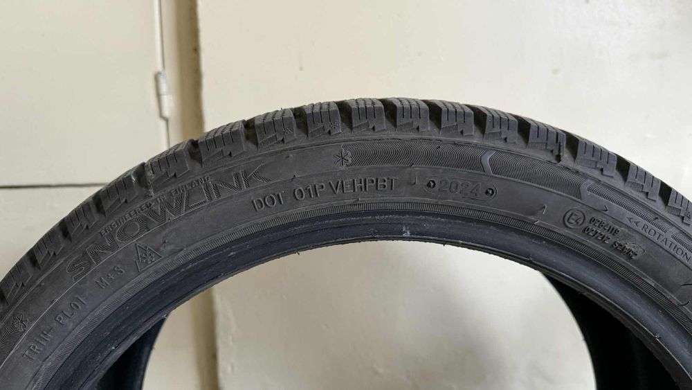 Triangle snowlink 225/40/18