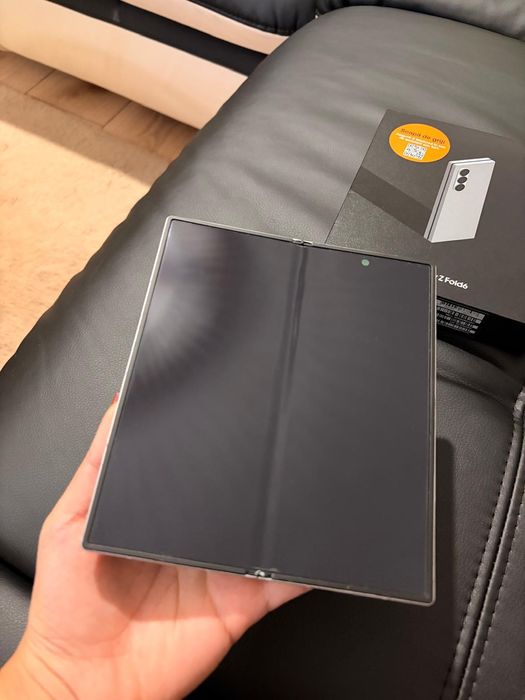 Vand samsung Z fold6 ca nou