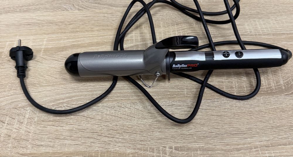 Vând ondulatoare  si plăci de păr profesionale.