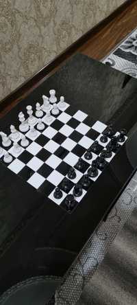 Шахматный  столик