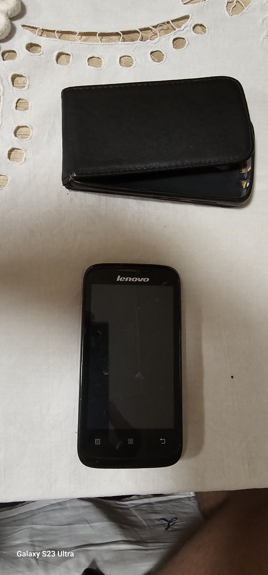 Телефон  Lenovo.