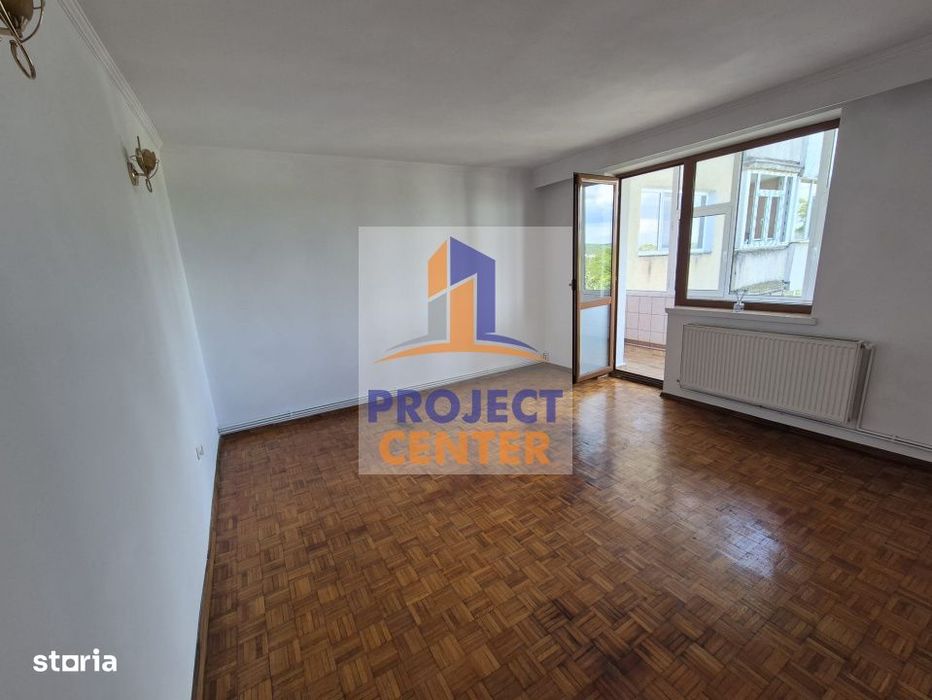 Apartament 4 camere Spitalul Militar, spatios, luminos, etaj 3/4