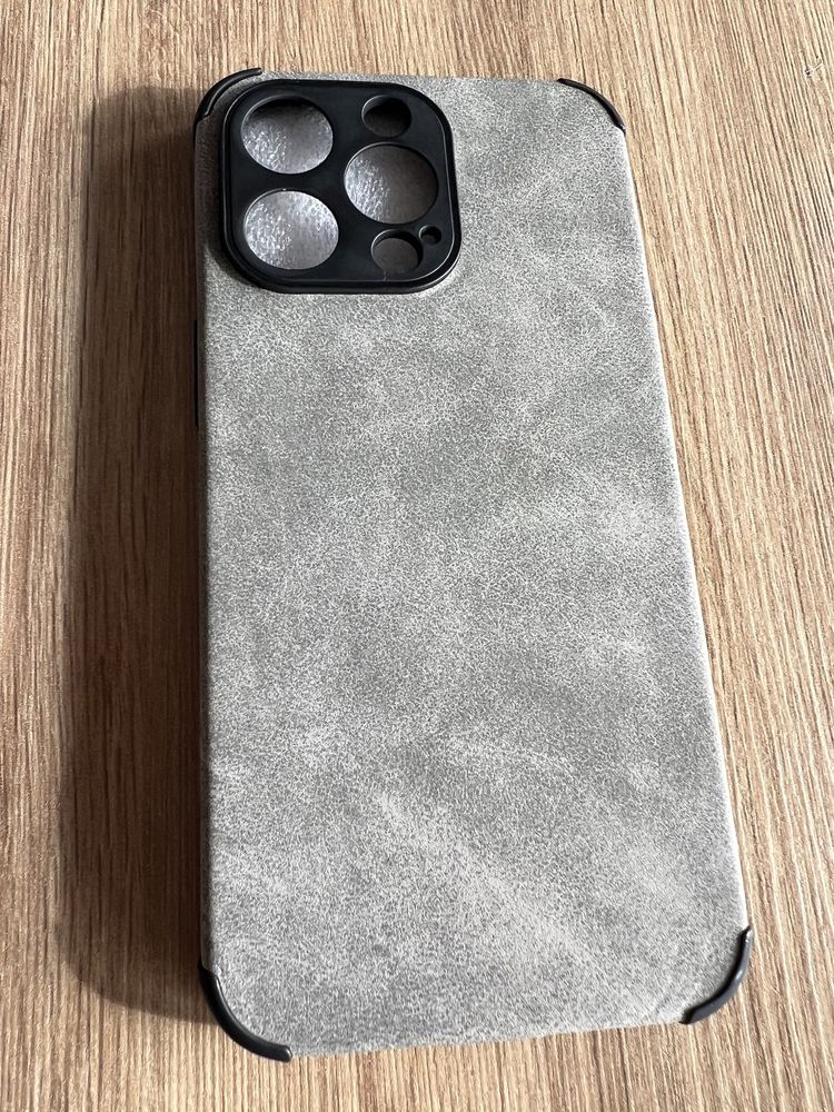 Калъфи за iPhone 13 PRO