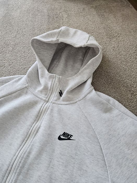 Nike Tech fleece мъжко горнище L размер