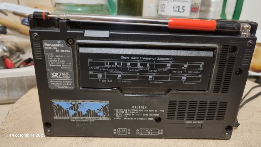 Radio portabil multiband Panasonic rf-b65da