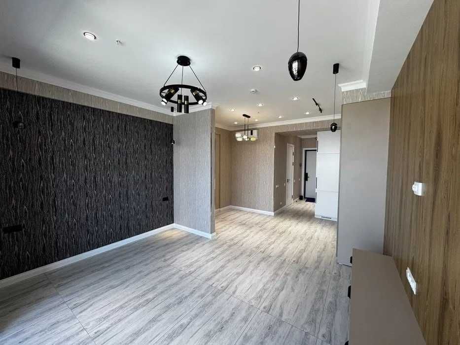 Студия 37 м² с авторским ремонтом в U-Tower, 17 этаж!`