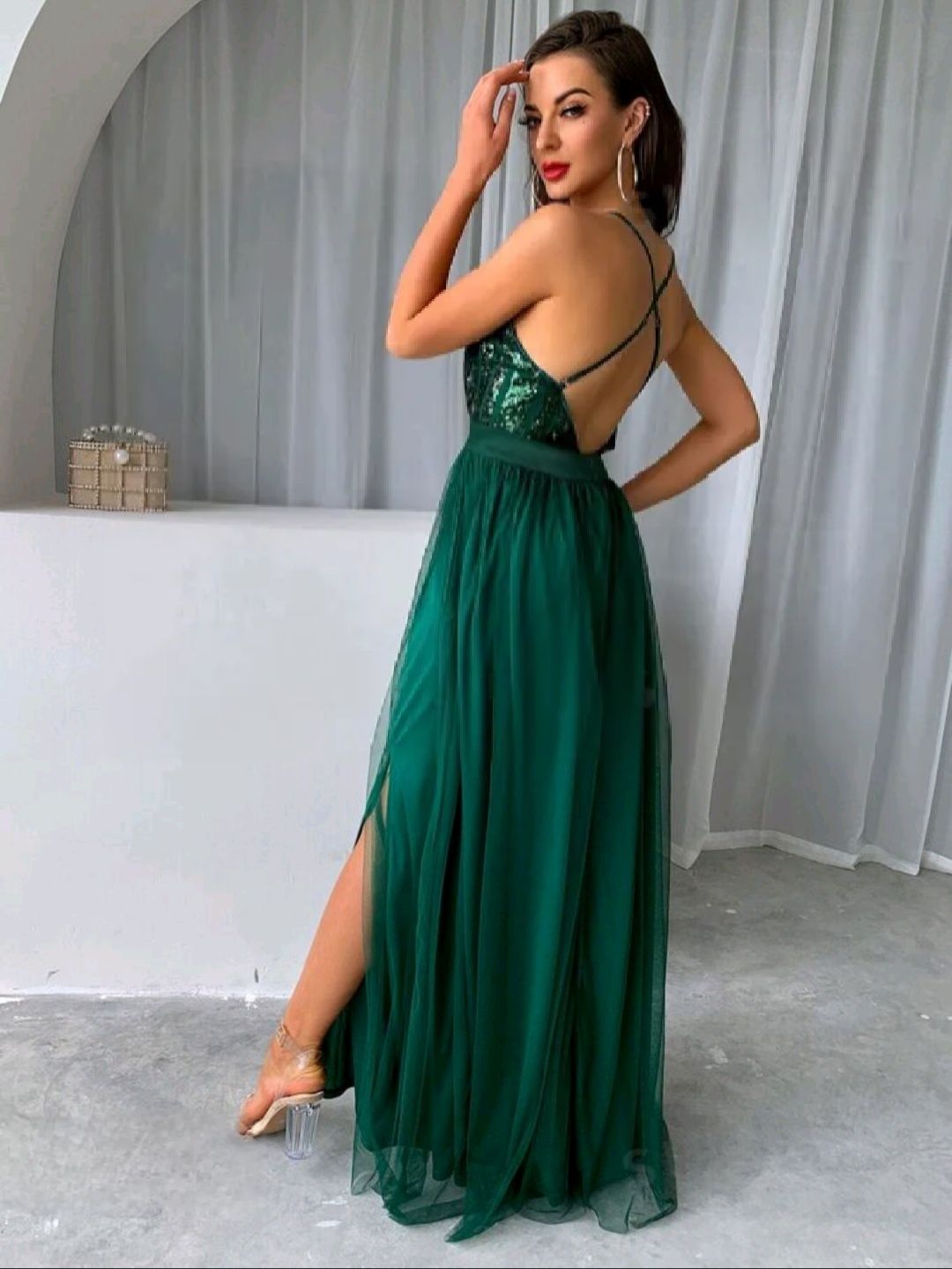 Дълга официална зелена рокля