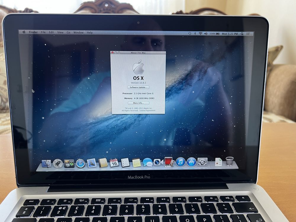 Продавам Macbook pro 13”