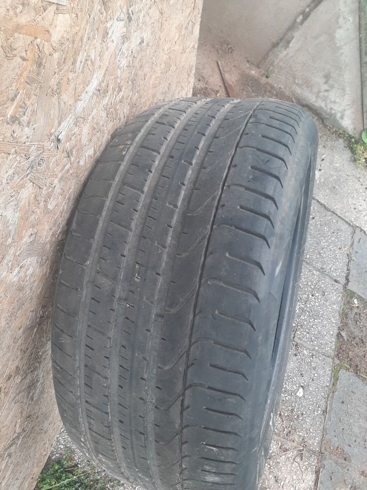 Pirelli 295/40 zr21 дот19