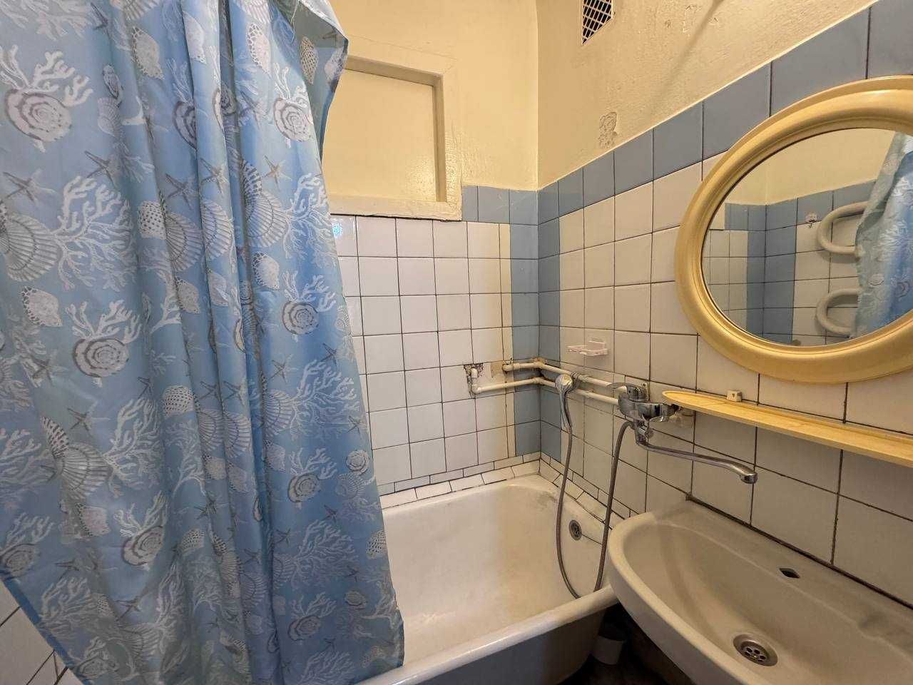 C-15, Muljal: Korzinka Abay, Jangoh 3/2/4, G'isht, 78 m², Ipoteka=