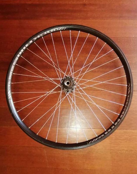 Продавам запазена малко употребявана капла 26 inch със спици