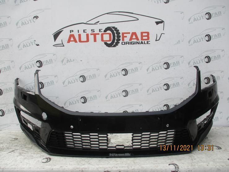 Bara fata Skoda Octavia 3 VRS Facelift an 2017-2018-2019 Gauri pentru 4 senzori si spalatoare faru