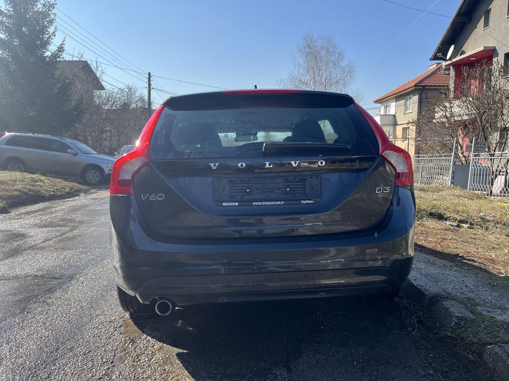 Volvo V60 НА ЧАСТИ 2.0D