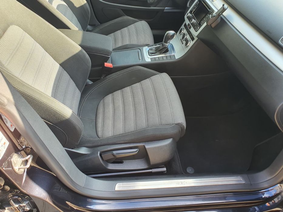 Vand passat cc din 2013 automata faruri led