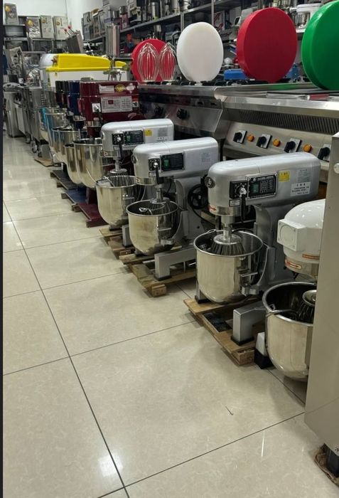 Mikser blendr tort tayorlaydigan meksir