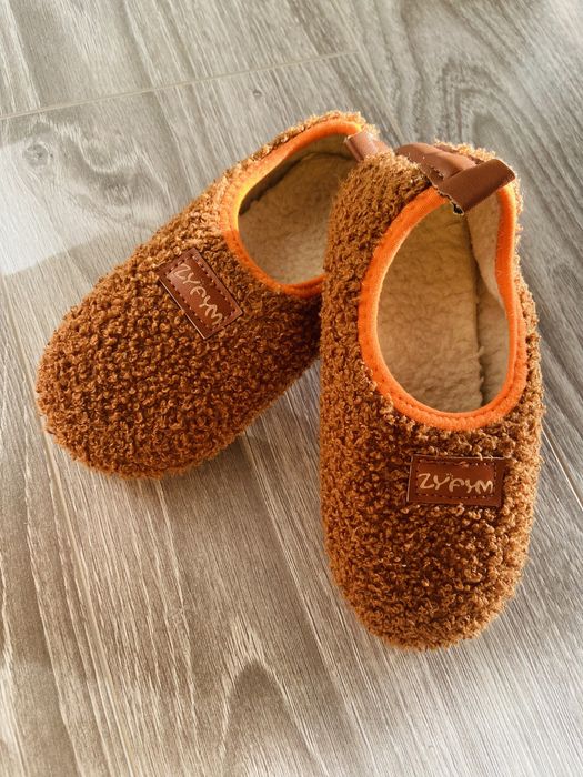 Продам детский обувь