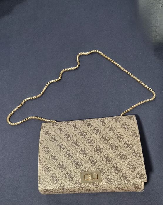 Нови чанти различни