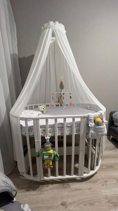 Детская кроватка (колыбель)