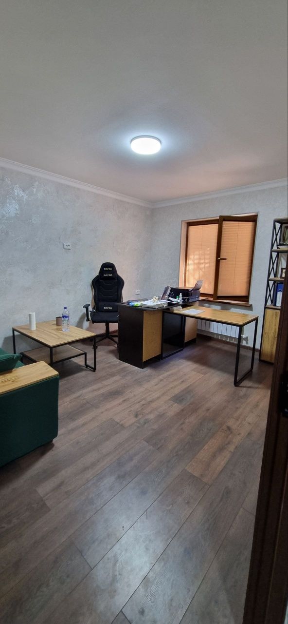 Срочно продается квартира Микрораён