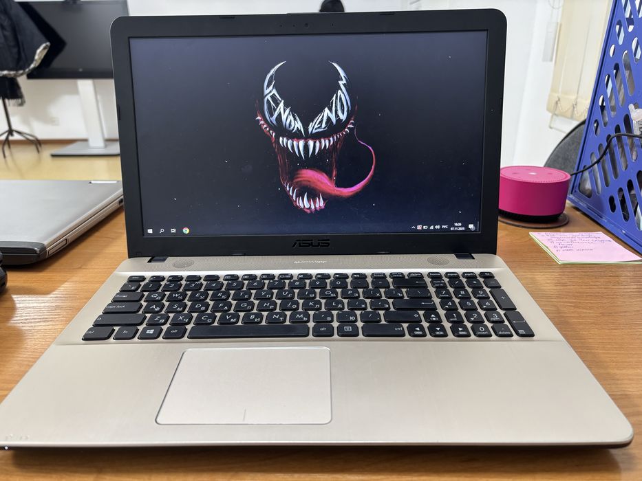 ASUS, i3 6006U, 8 gb, 128gb - для дома и работы