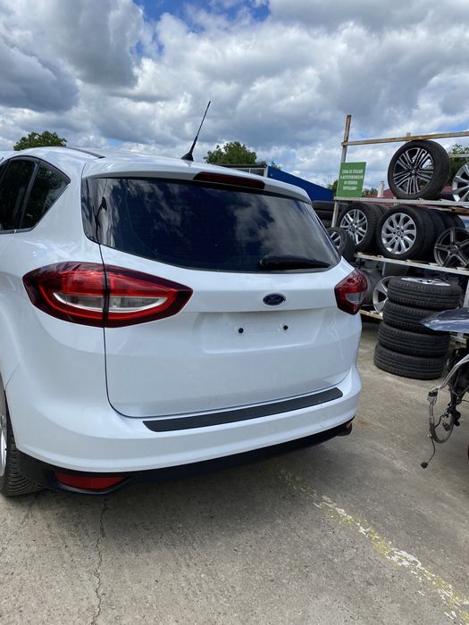 Injectoare , rampă injectoare completă Ford Focus CMax 1.0 EcoBoost