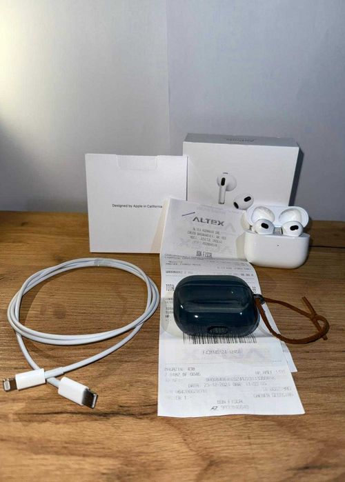 AirPods 3 (Generația a 3-a) – cu garanție și accesorii originale