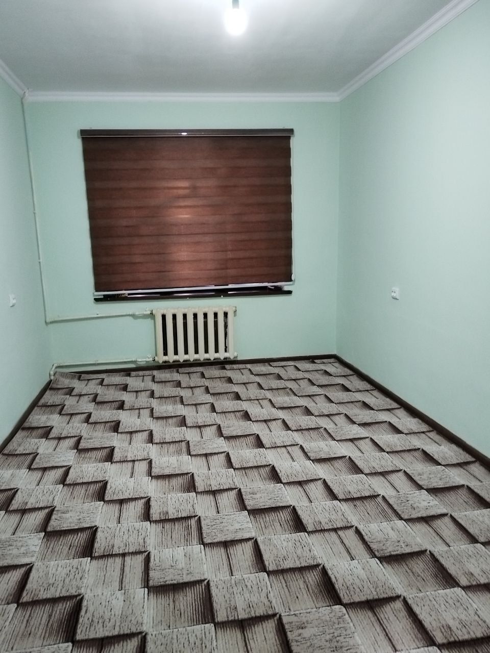 5-мкр.да жойлашган 3 хонали квартира оилага ижарага берилади