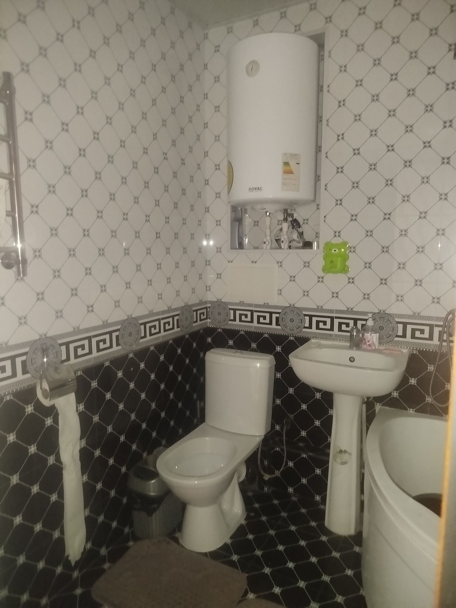 Ijaraga kvartira beriladi sartepo 2 xona 5 etaj