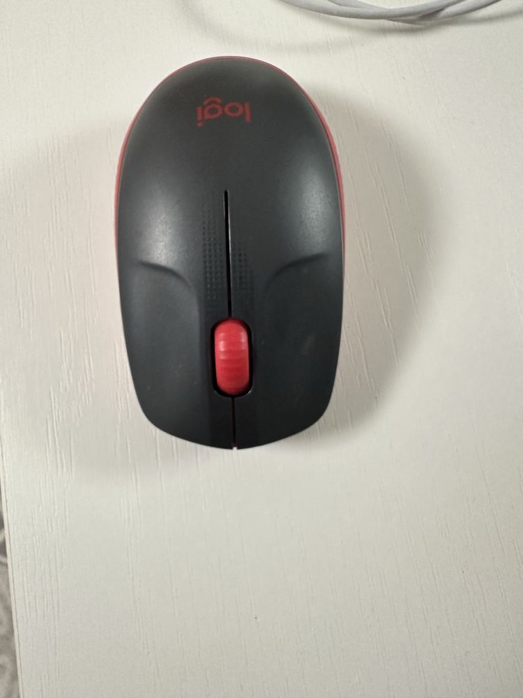 Мышь Logitech