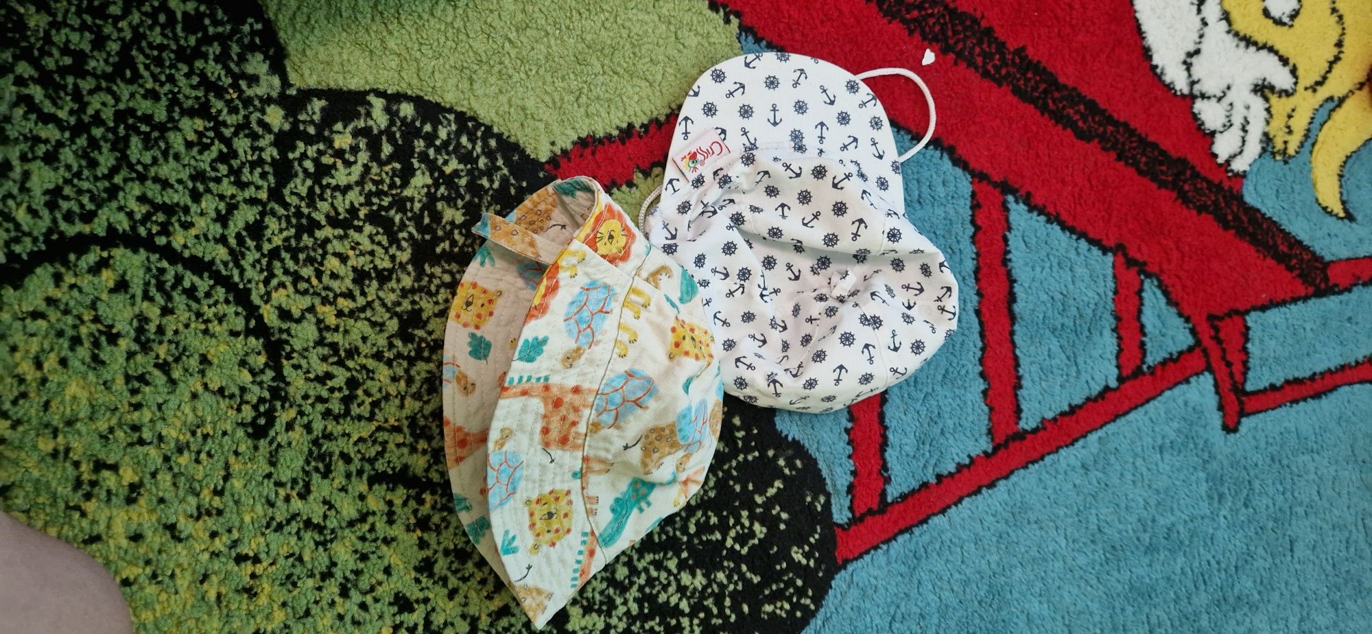 Бански бебе новородено