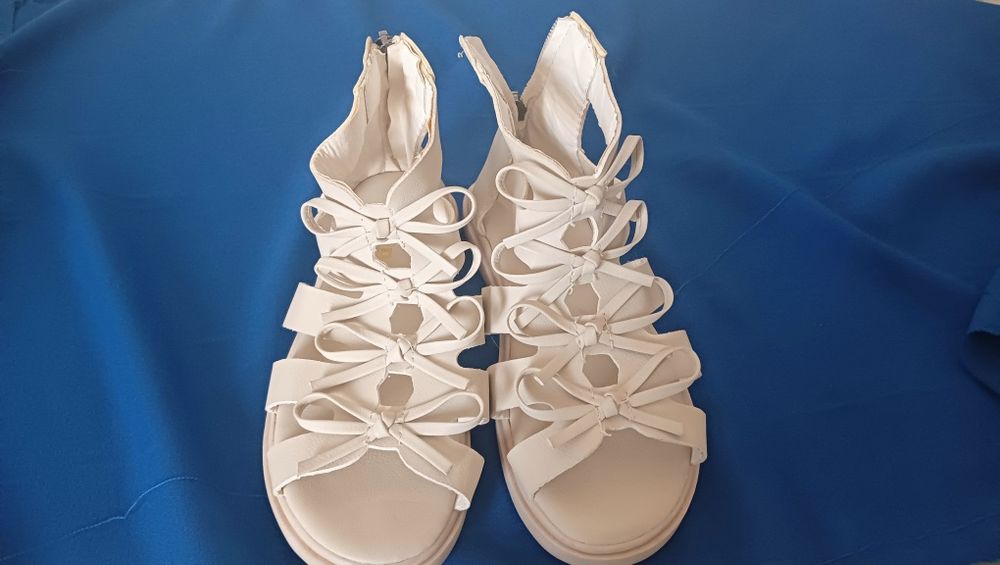 Обувь для девочки