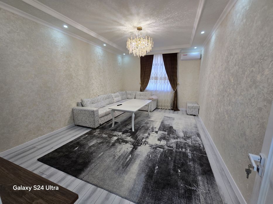 2 xona sotiladi barca jixozlqri bilan