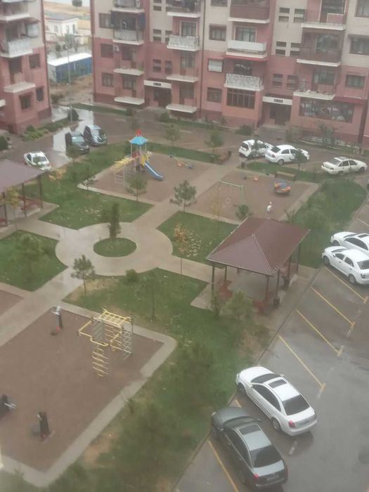 3- комнатная квартира продаётся напротив Green House