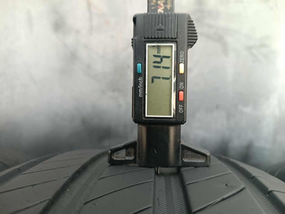 235/55/18 Michelin