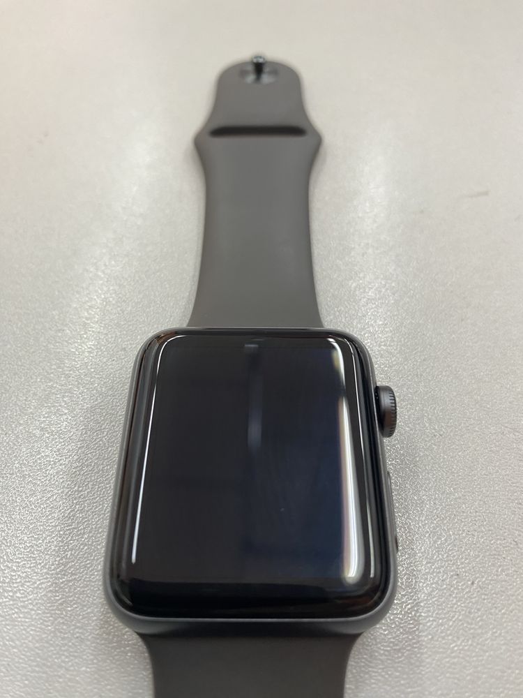 Apple watch 3 series 42mm (96% аккум)