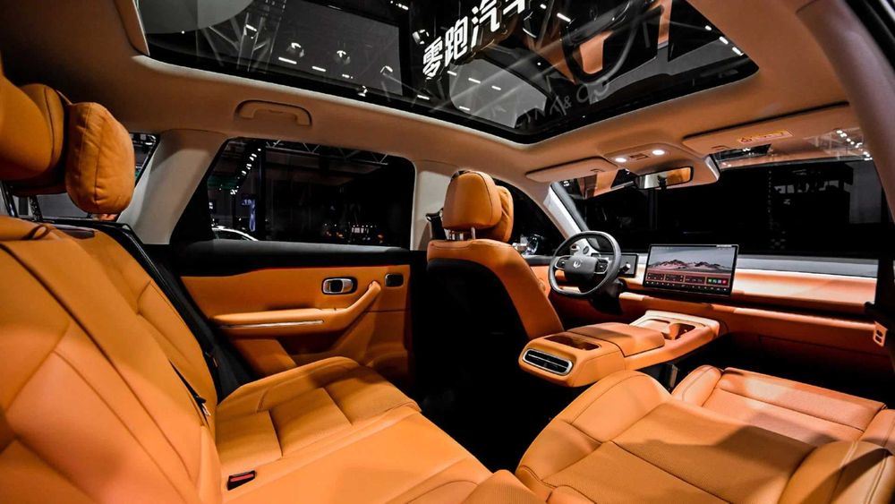 Продается гибридный автомобиль Leapmotor C10 Smart