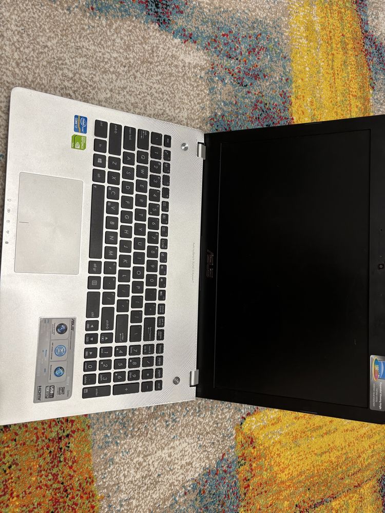 Laptop Asus R501VB-S3171D cu procesor Inte