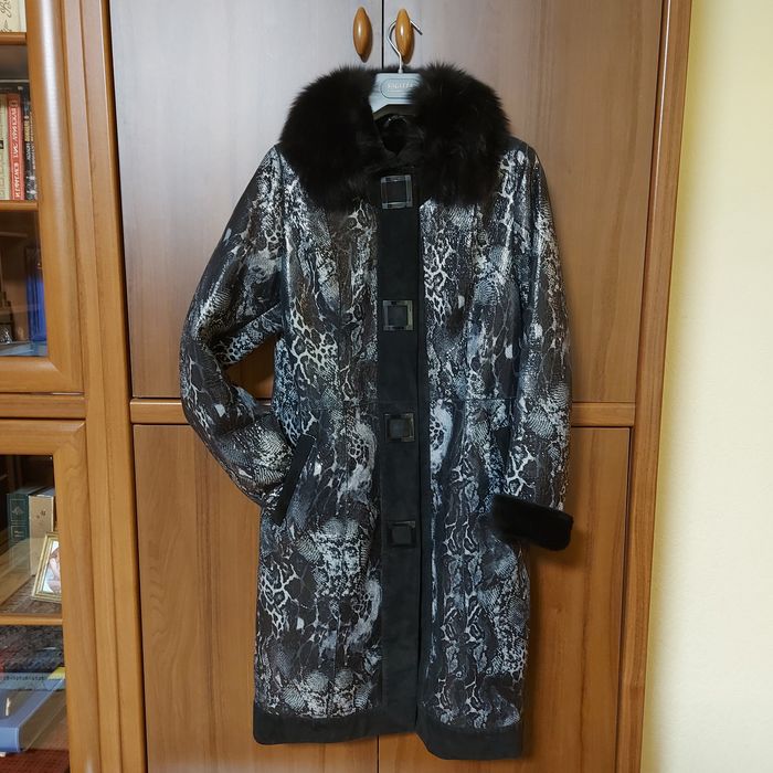 Продам дублёнку новую