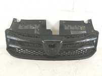 Grila Radiator Dacia  Logan 2 2013 2014 2015 2016 Originala In Stare B