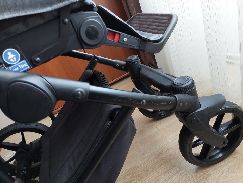 Căruciorul 3in1 Adamex Rimini