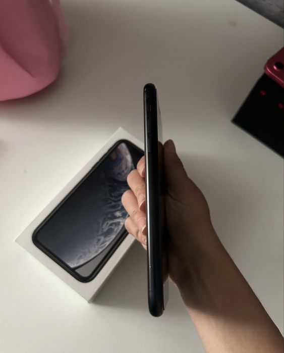 IPhone xr сост идеал 84% 128gb