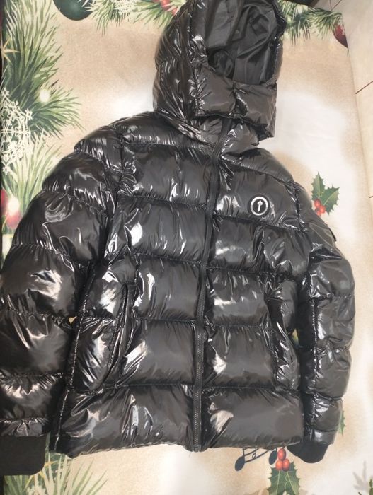 Vând geaca Trapstar