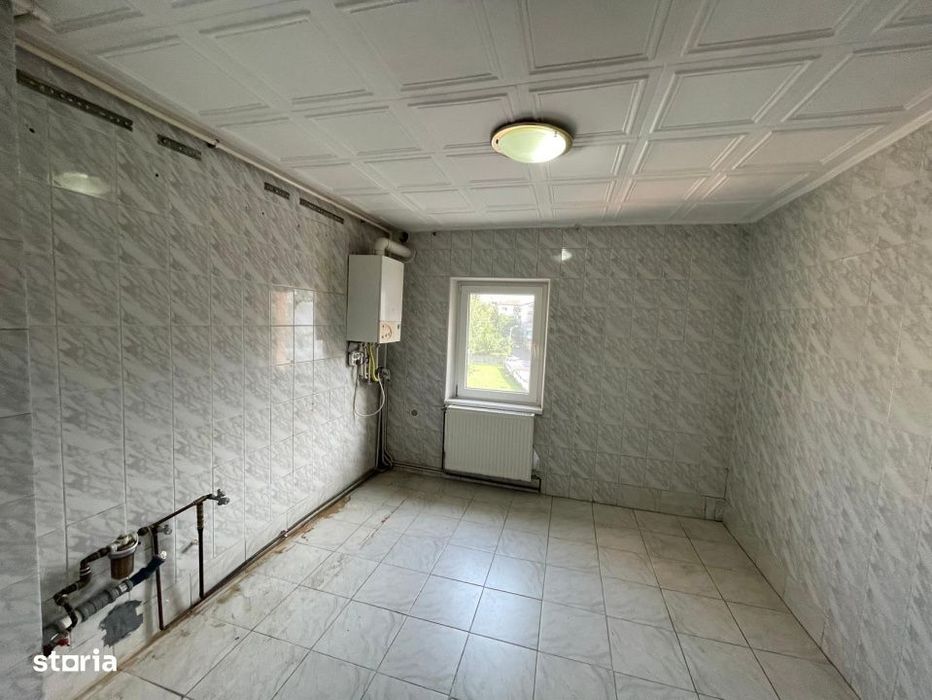 Apartament 3 camere spatioase, usor accesibile, zona Garii