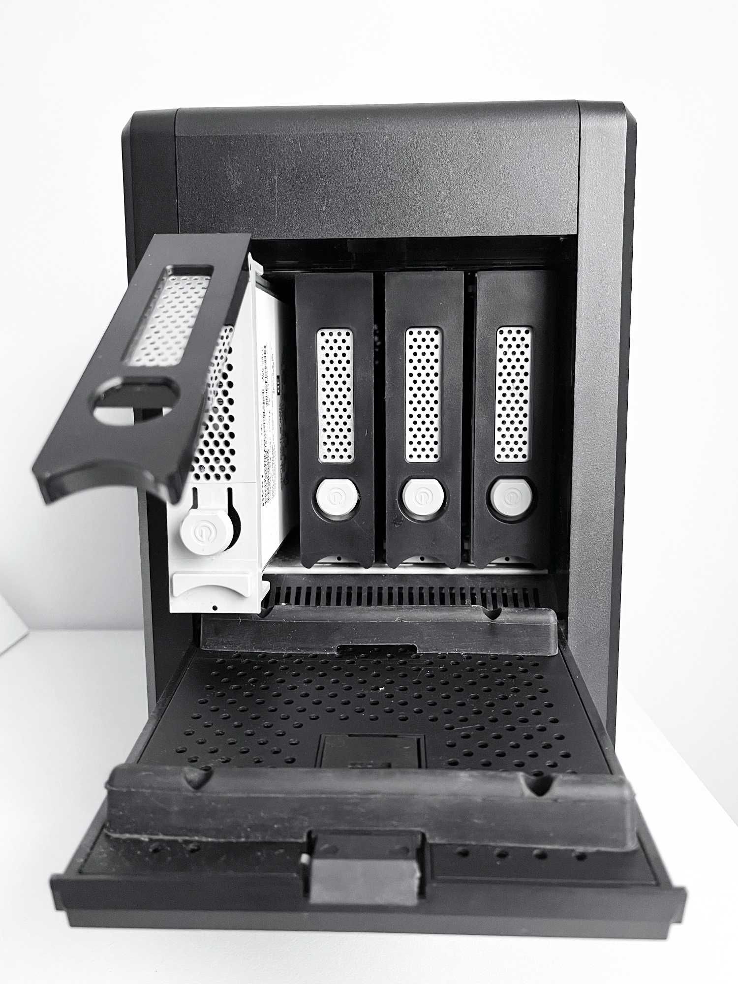 G-SPEED Shuttle 32TB with Thunderbolt 3