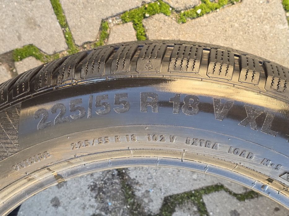 225 55 18 Continental