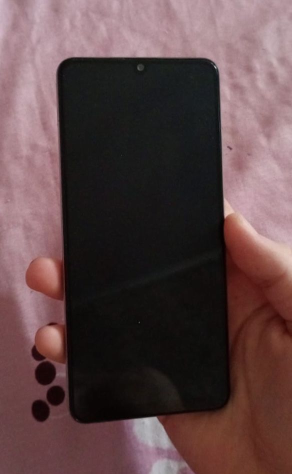 Samsung A32 в хорошем состоянии