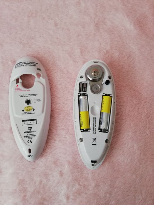 Raft accesorii bucatarie condimente Wenko, lustra cupru, memorie ADATA