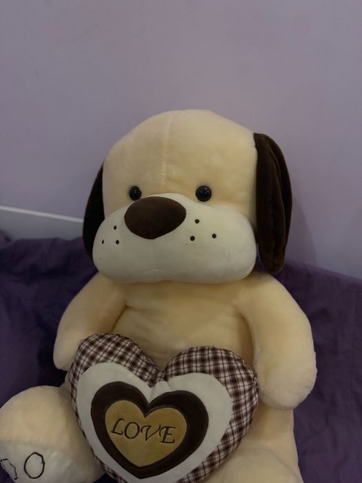 Голяча плюшена играчка куче