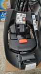 Столче за кола Cybex Aton 5 Gold Classic с основа Cybex Aton base 2