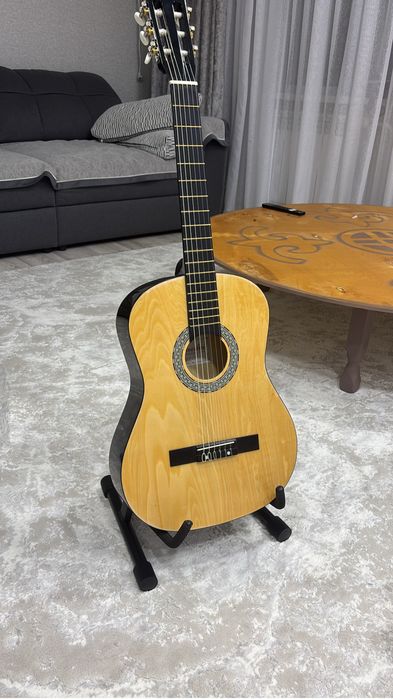 Классическая гитара Agnetha Aps-180
